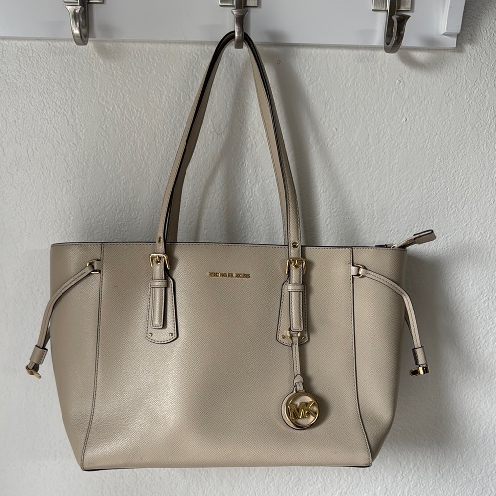 Michael‎ Kors Voyager Tote